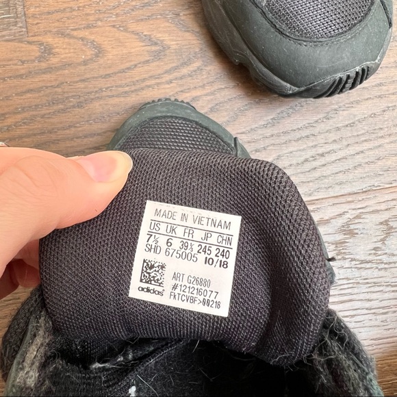 Triple Black Adidas Sneakers - Picture 6 of 6